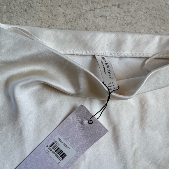 NWT BEC & Bridge Marielle midi skirt in cream - Picture 3 of 3